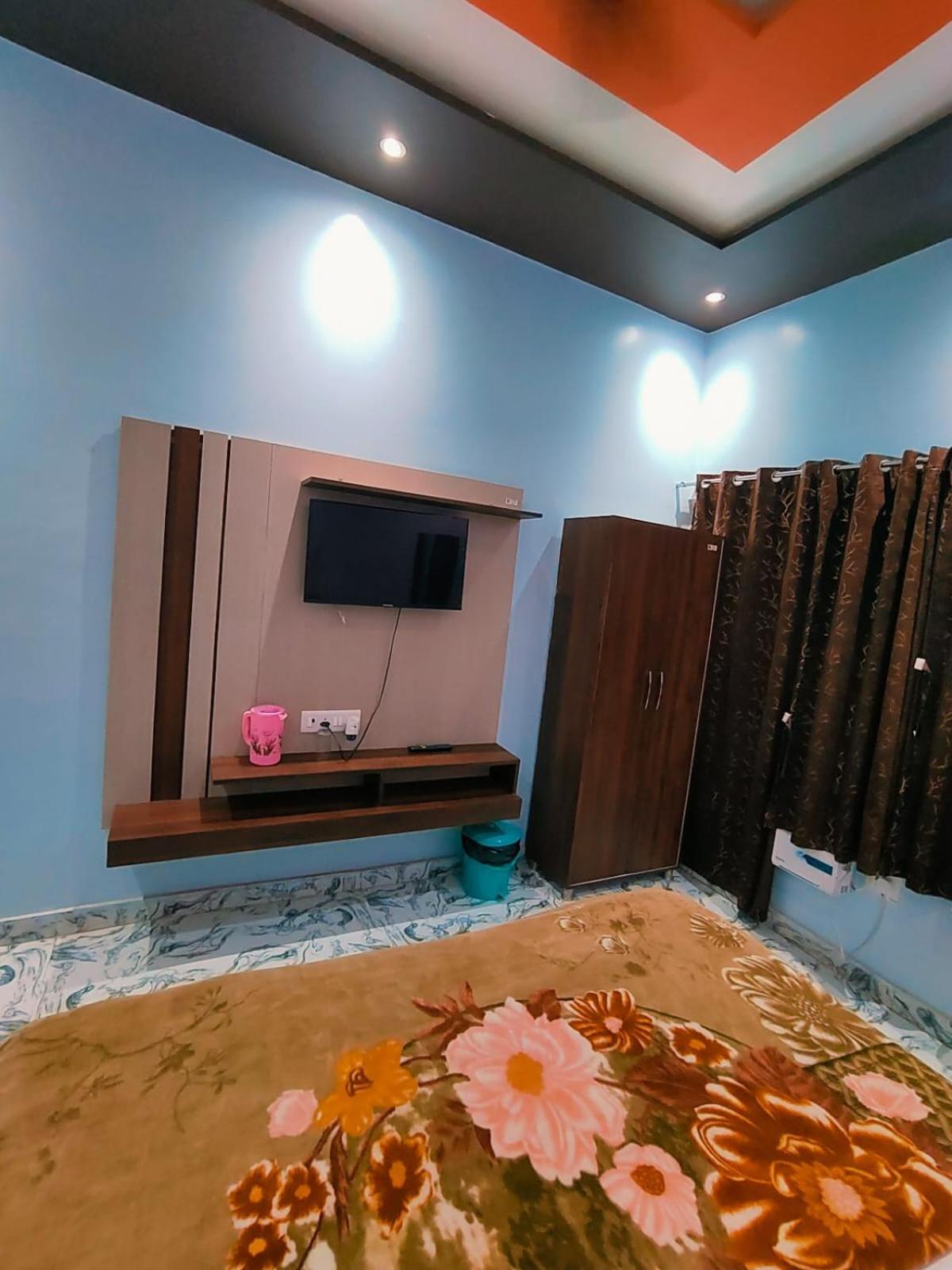 Kaka Guest House Ayodhya Екстер'єр фото