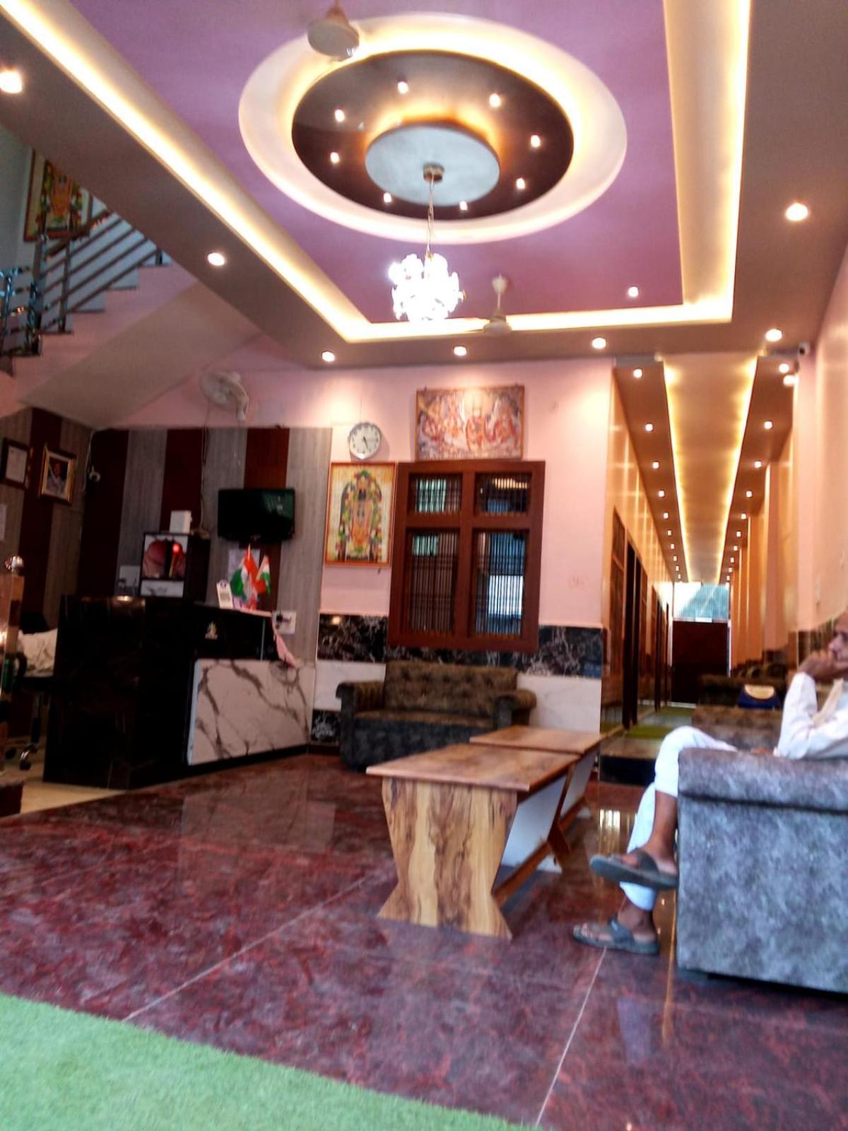 Kaka Guest House Ayodhya Екстер'єр фото